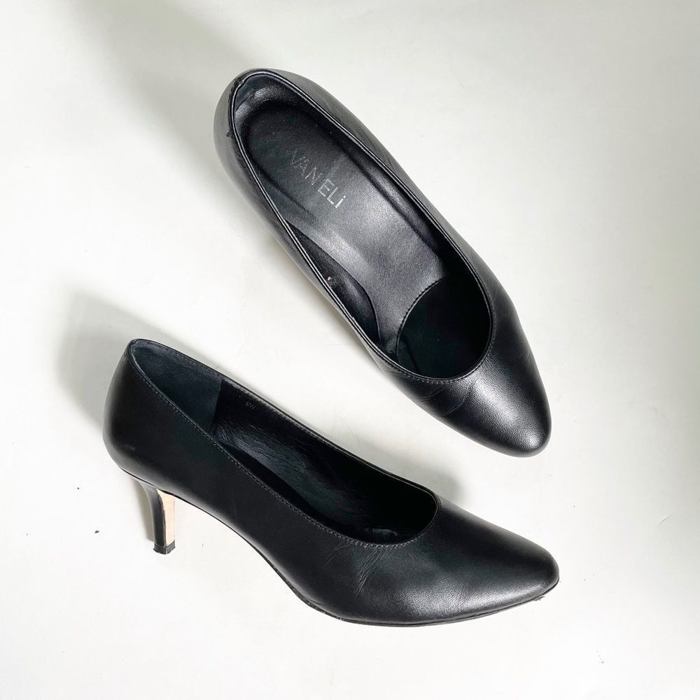 Vaneli Laureen Black Leather Pumps Almond Toe 9W
